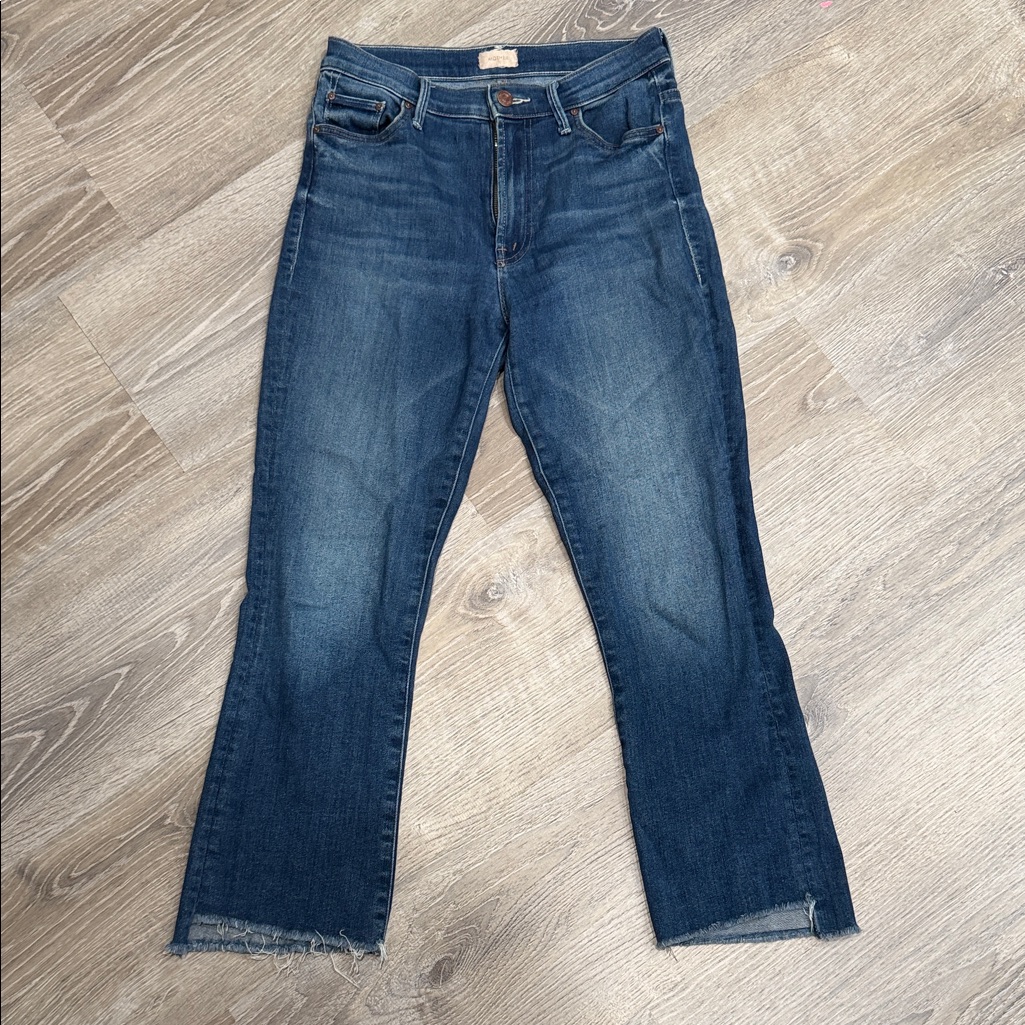 Mother The Insider Crop Step Fray Ankle Jeans